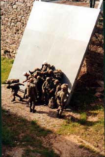 franchissement d'un mur